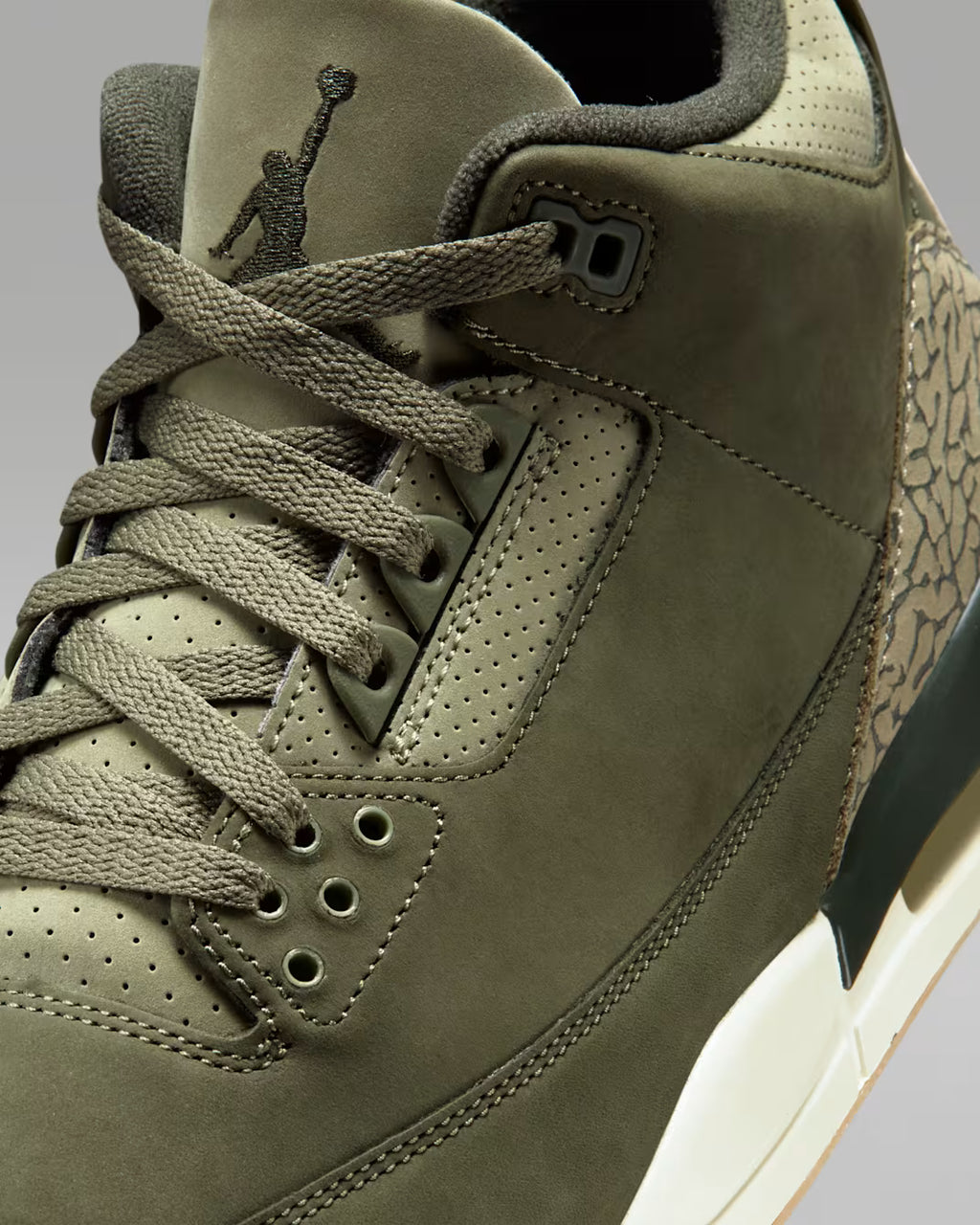 Air Jordan 3 Retro "Medium Olive